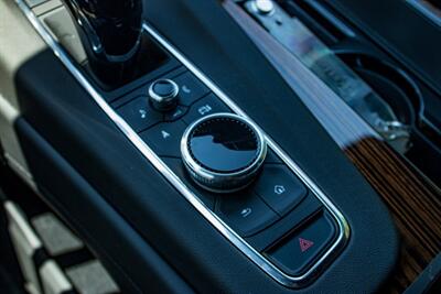 2024 Cadillac Escalade Luxury   - Photo 17 - Albuquerque, NM 87114