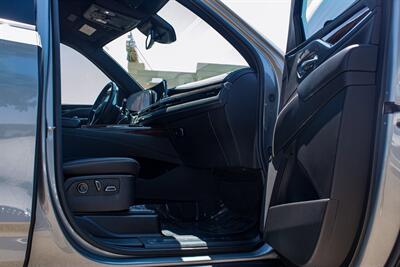 2024 Cadillac Escalade Luxury   - Photo 39 - Albuquerque, NM 87114