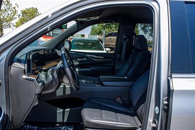 2024 Cadillac Escalade Luxury   - Photo 11 - Albuquerque, NM 87114