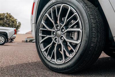 2021 Jeep Grand Cherokee L Summit   - Photo 16 - Albuquerque, NM 87114