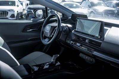 2024 Toyota Prius XLE   - Photo 85 - Albuquerque, NM 87114