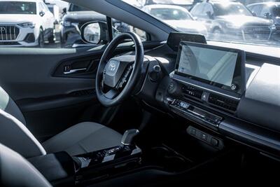 2024 Toyota Prius XLE   - Photo 40 - Albuquerque, NM 87114