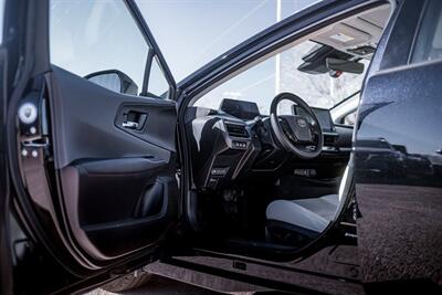 2024 Toyota Prius XLE   - Photo 16 - Albuquerque, NM 87114