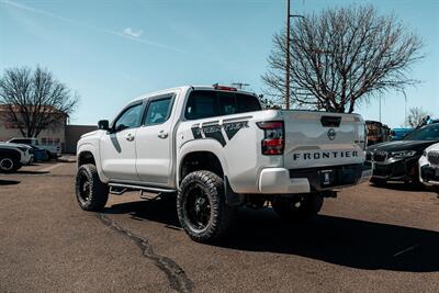 2022 Nissan Frontier SV   - Photo 5 - Albuquerque, NM 87114