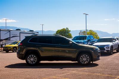 2021 Jeep Cherokee Latitude Plus   - Photo 8 - Albuquerque, NM 87114