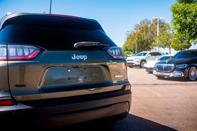 2021 Jeep Cherokee Latitude Plus   - Photo 10 - Albuquerque, NM 87114
