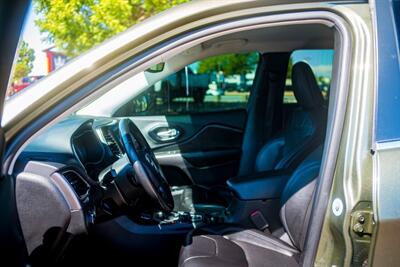 2021 Jeep Cherokee Latitude Plus   - Photo 15 - Albuquerque, NM 87114