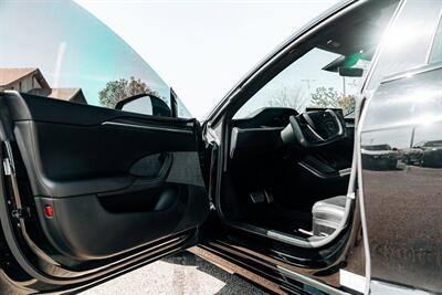 2022 Tesla Model S Plaid - Photo 16 - Albuquerque, NM 87114