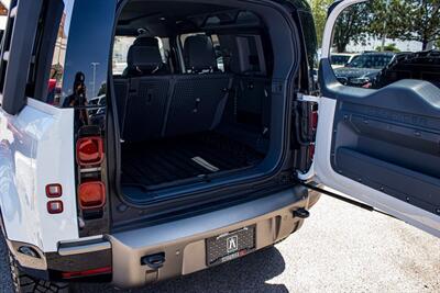 2021 Land Rover Defender X-Dynamic HSE   - Photo 29 - Albuquerque, NM 87114