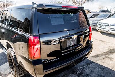 2019 Chevrolet Suburban LT   - Photo 12 - Albuquerque, NM 87114