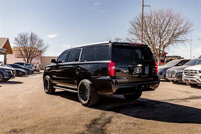 2019 Chevrolet Suburban LT   - Photo 5 - Albuquerque, NM 87114