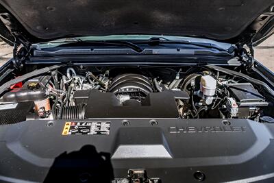 2019 Chevrolet Suburban LT   - Photo 97 - Albuquerque, NM 87114