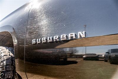 2019 Chevrolet Suburban LT   - Photo 59 - Albuquerque, NM 87114