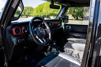 2018 Jeep Wrangler Unlimited Unlimited Rubicon   - Photo 13 - Albuquerque, NM 87114