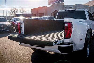 2024 GMC Sierra 3500HD Denali Ultimate   - Photo 43 - Albuquerque, NM 87114
