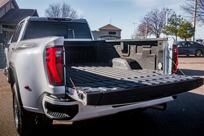 2024 GMC Sierra 3500HD Denali Ultimate   - Photo 45 - Albuquerque, NM 87114