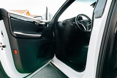 2018 Tesla Model X 75D   - Photo 66 - Albuquerque, NM 87114