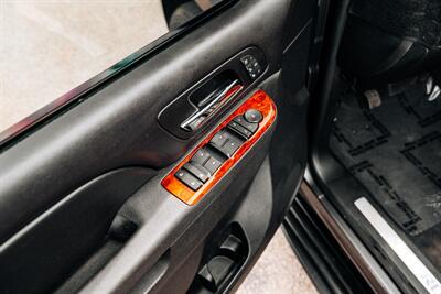 2010 Chevrolet Tahoe LTZ - Photo 60 - Albuquerque, NM 87114