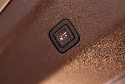 2023 GMC Yukon Denali   - Photo 115 - Albuquerque, NM 87114