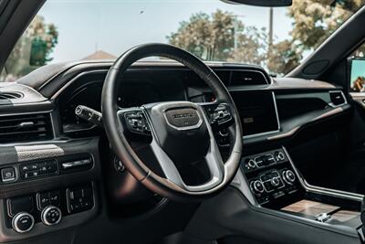 2023 GMC Yukon Denali   - Photo 87 - Albuquerque, NM 87114