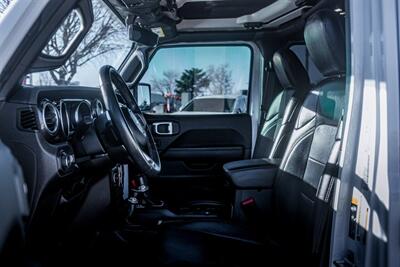 2022 Jeep Wrangler Unlimited Unlimited Sahara Altitude   - Photo 12 - Albuquerque, NM 87114