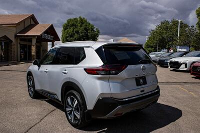 2022 Nissan Rogue SL   - Photo 6 - Albuquerque, NM 87114