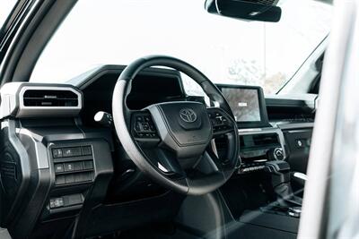 2026 Toyota Tacoma SR5   - Photo 18 - Albuquerque, NM 87114