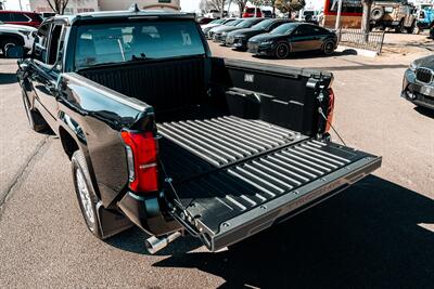 2026 Toyota Tacoma SR5   - Photo 84 - Albuquerque, NM 87114
