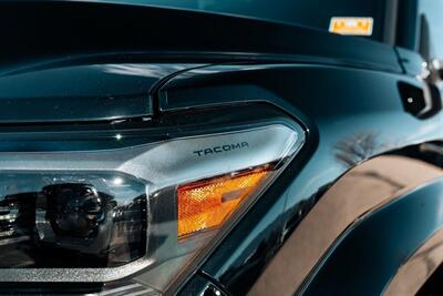 2026 Toyota Tacoma SR5   - Photo 11 - Albuquerque, NM 87114