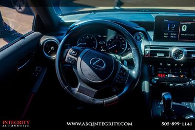 2022 Lexus IS 300 300   - Photo 30 - Albuquerque, NM 87114