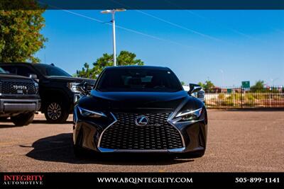 2022 Lexus IS 300 300   - Photo 2 - Albuquerque, NM 87114