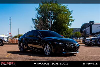2022 Lexus IS 300 300   - Photo 1 - Albuquerque, NM 87114