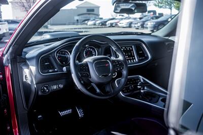 2017 Dodge Challenger 392 Hemi Scat Pack Shaker - Photo 11 - Albuquerque, NM 87114