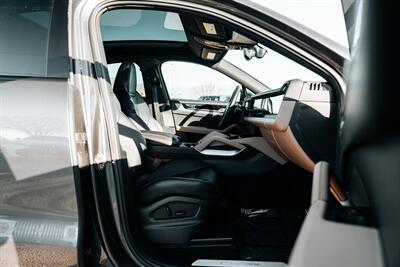 2024 Porsche Cayenne   - Photo 101 - Albuquerque, NM 87114