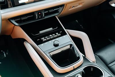 2024 Porsche Cayenne   - Photo 86 - Albuquerque, NM 87114
