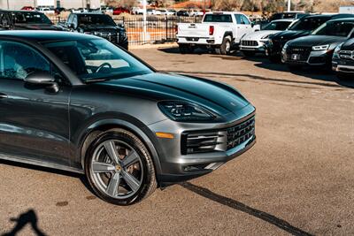2024 Porsche Cayenne   - Photo 62 - Albuquerque, NM 87114