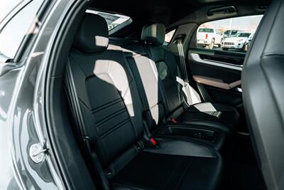 2024 Porsche Cayenne   - Photo 98 - Albuquerque, NM 87114