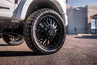 2026 Ford F-450 Super Duty Platinum DRW - Photo 9 - Albuquerque, NM 87114