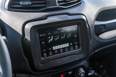 2020 Jeep Renegade Latitude   - Photo 22 - Albuquerque, NM 87114