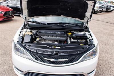 2017 Chrysler 200 Limited   - Photo 27 - Albuquerque, NM 87114
