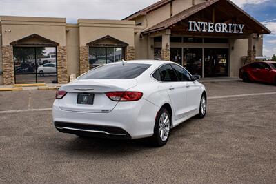 2017 Chrysler 200 Limited   - Photo 43 - Albuquerque, NM 87114