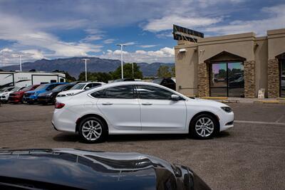 2017 Chrysler 200 Limited   - Photo 44 - Albuquerque, NM 87114