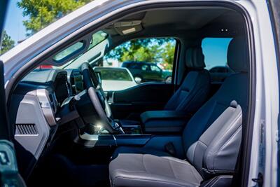 2023 Ford F-150 Lightning Pro   - Photo 13 - Albuquerque, NM 87114