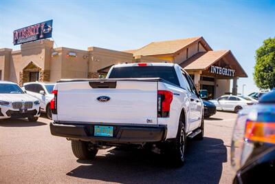 2023 Ford F-150 Lightning Pro   - Photo 7 - Albuquerque, NM 87114