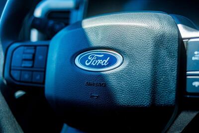 2023 Ford F-150 Lightning Pro   - Photo 20 - Albuquerque, NM 87114