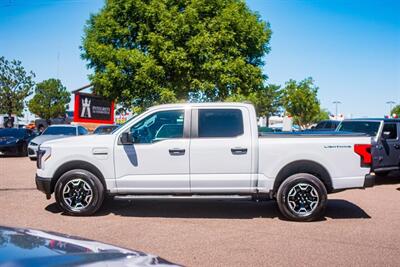 2023 Ford F-150 Lightning Pro   - Photo 4 - Albuquerque, NM 87114