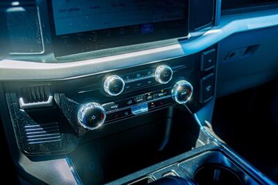 2023 Ford F-150 Lightning Pro   - Photo 18 - Albuquerque, NM 87114