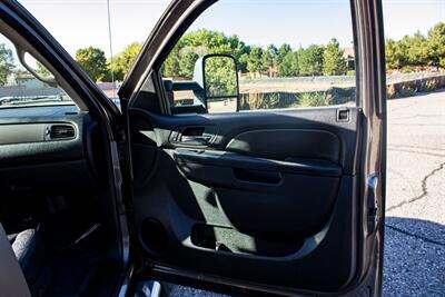 2013 Chevrolet Silverado 3500HD LTZ   - Photo 19 - Albuquerque, NM 87114