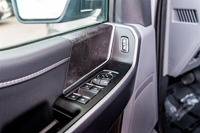 2025 Ford F-150 XLT   - Photo 13 - Albuquerque, NM 87114