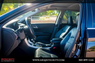 2017 Honda Accord Touring   - Photo 13 - Albuquerque, NM 87114